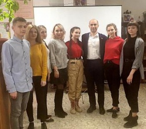 Михаил Сапрыкин поддержит инициативы молодежи Кагальницкого района