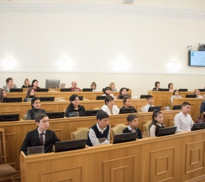Дума Астраханской области.Подведены итоги «Права ребенка в новом веке» в 2019 году