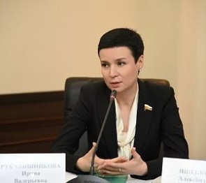 Как сделать максимально комфортной жизнь инвалидов, решали в Совете Федерации