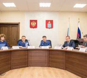Прокурор области заявил о необходимости антикоррупционных проверок в отношении всех руководителей государственных и муниципальных организаций