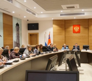 Профильный комитет поддержал примерный план законотворческой деятельности областной Думы на будущий год
