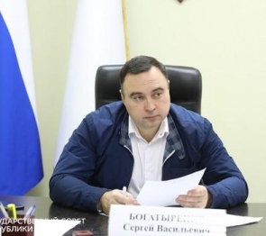 Главы парламентских комитетов выслушали проблемы крымчан