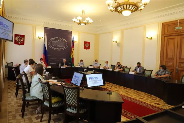 В Законодательном Собрании Кубани наградили победителей конкурса на лучшее местное отделение ВСМС