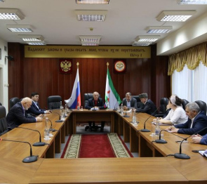 В Народном Собрании Республики Ингушетия состоялось расширенное заседание комитета по национальной политике и связям с общественностью 