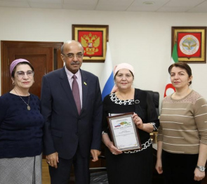 Спикер Парламента Ингушетии Магамет Яндиев поздравил женщин с Международным женским днем 8 марта