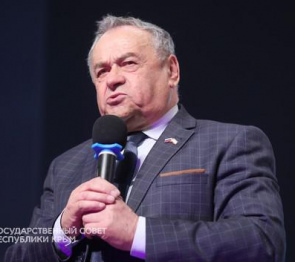 Ефим Фикс поздравил работников сельского хозяйства и перерабатывающей промышленности с профессиональным праздником