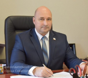 Спикер севастопольского парламента призвал молодых людей внести предложения в федеральный закон о молодежной политике