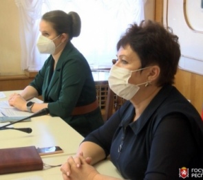 Законодатели Крыма обсудил оказание государственной социальной помощи крымчанам на основании социальных контрактов
