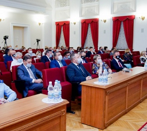 Волгоградские парламентарии подвели промежуточные итоги реализации национальных и региональных проектов