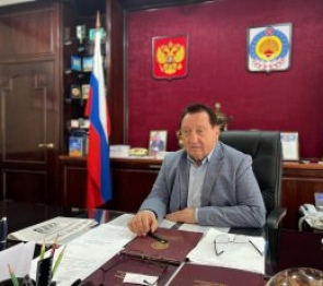 Спикер Парламента Калмыкии  Анатолий Козачко отметил работу органов исполнительной власти республики