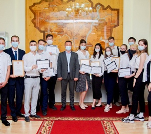 Участники молодежного проекта «Академия политики» встретились с депутатами Волгоградской областной Думы