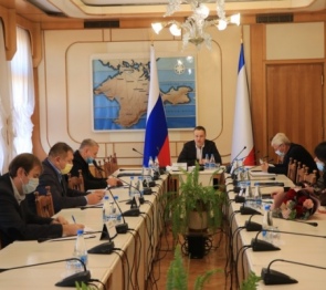 Законодатели Крыма рассмотрели проект закона «О бюджете Республики Крым на 2022 год и на плановый период 2023 и 2024 годов