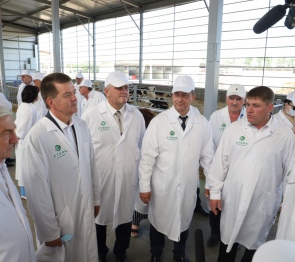 Депутаты ЗСК в Каневском районе ознакомились с применением новых технологий в сельском хозяйстве
