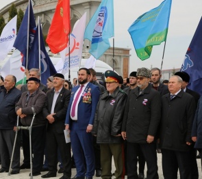 Парламентарии Ингушетии отметили годовщину провозглашения независимости ДНР
