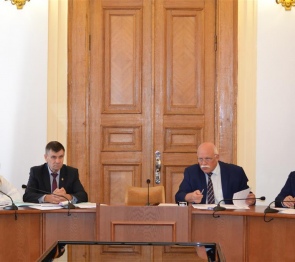 Законодатели рассмотрели публичный отчет о независимой оценке условий оказания услуг в соцучреждениях