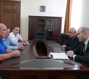 Спикер парламента  Абхазия встретился с председателем Союза абхазских добровольцев Республики Северная Осетия-Алания