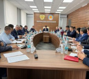 Законодатели Калмыкии приняли участие в работе «круглого стола» по вопросу водоснабжения республики