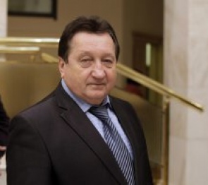 Председатель Народного Хурала (Парламента) РК А.Козачко поздравил с днем Степного Уложения (Конституции) Республики Калмыкия
