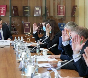 Депутаты ГД поддержали проект закона о штрафах для СМИ