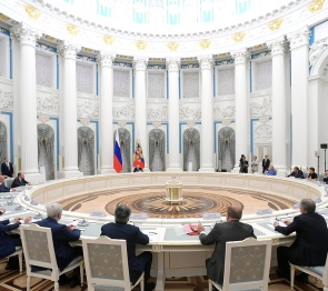 Владимир Путин встретился с руководством ГД и главами фракций