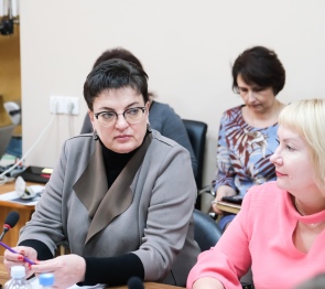 Астраханские законодатели  строго контролируют реализацию  нацпроекта «Здравоохранения»