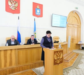 Председатель комитета Думы Астраханской области по социальной политике Инна Ирдеева отчиталась о работе комитета