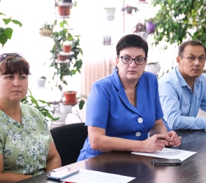 Астраханские законодатели приняли участие в заседании областной Общественной комиссии