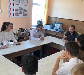 Депутаты Кубани на встречах обсудили вопросы по избирательному праву