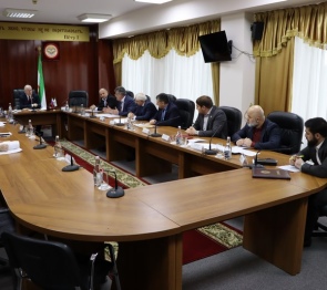Под председательством спикера Парламента Магомета Тумгоева прошло 42 заседание Совета Народного Собрания РИ