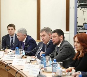 Власти Кубани обсудили вопросы взаимодействия с депутатами Госдумы от региона