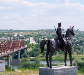 Три поколения, три государства, одна земля