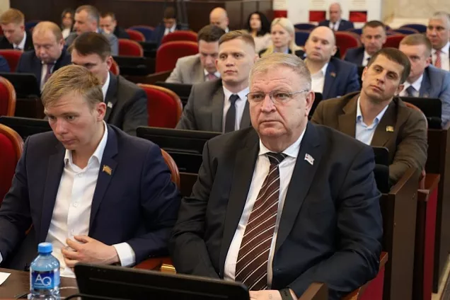 Депутаты ЗСК приняли закон о правовом просвещении граждан