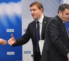 Чиновников будут наказывать рублем за оскорбление граждан