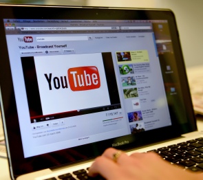 Председатель Госдумы считает, что YouTubе нарушает права пользователей, вводя рекламу без согласия
