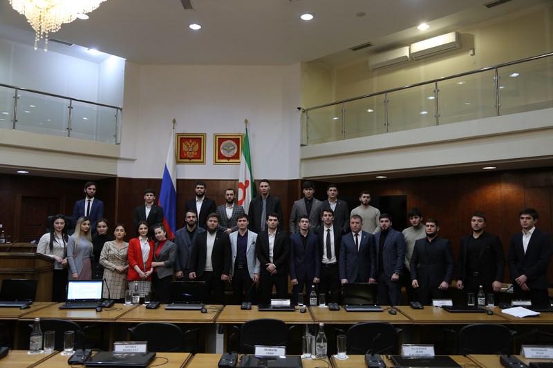 В Ингушетии состоялось первое заседание Молодежного парламента республики