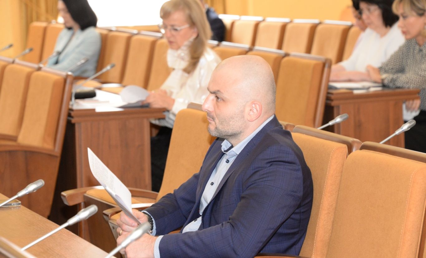 Депутаты  Северной Осетии обсудили реализацию республиканской госпрограммы развития СМИ