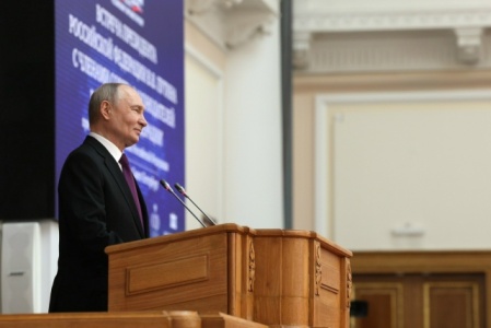 Итоги встречи российских парламентариев с Президентом прокомментировал председатель кубанского парламента  Юрий Бурлачко