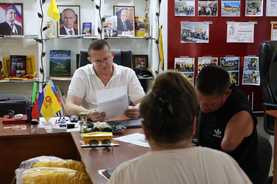 Депутаты Народного Совета ЛНР провели приемы граждан в Алчевске и Луганске, собрав широкий спектр наболевших вопросов