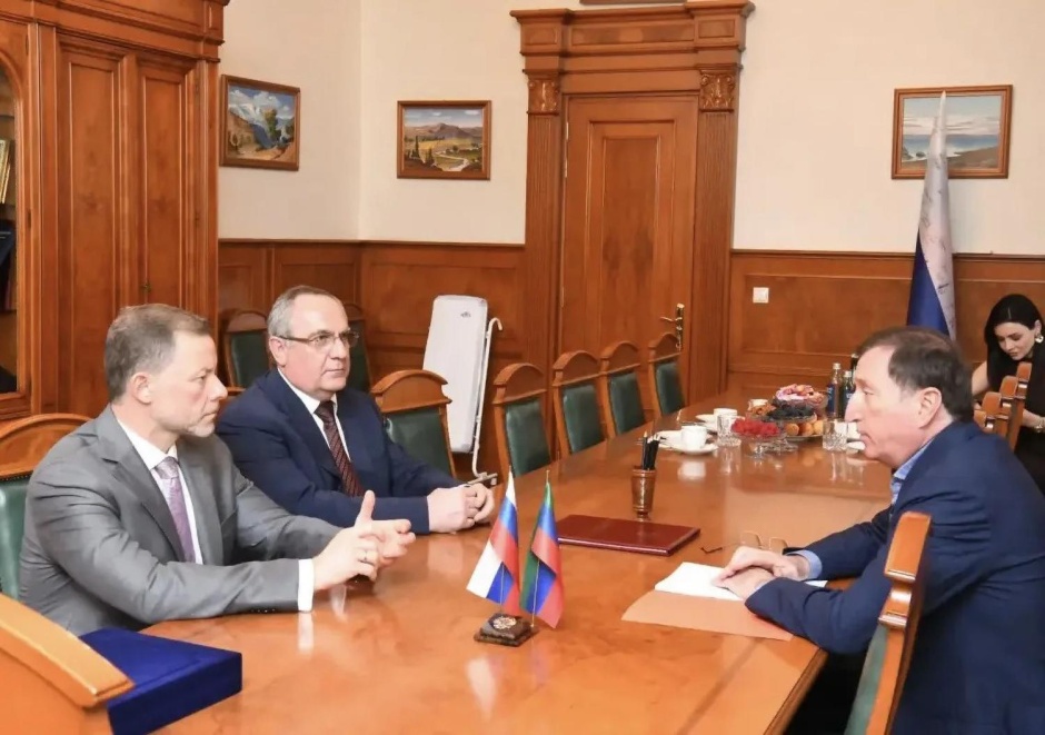  От Каспийского моря до Тихого океана: парламенты Дагестана и Приморья начали новую главу сотрудничества