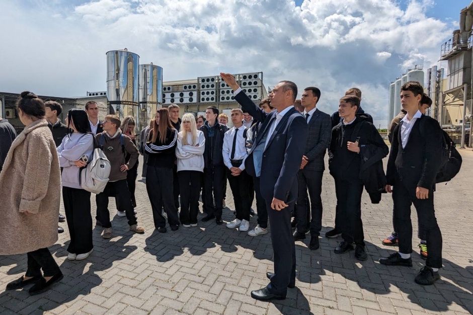 Председатель кубанского парламента Юрий Бурлачко : промышленный туризм на Кубани – эффективный способ профориентации и привлечения инвестиций