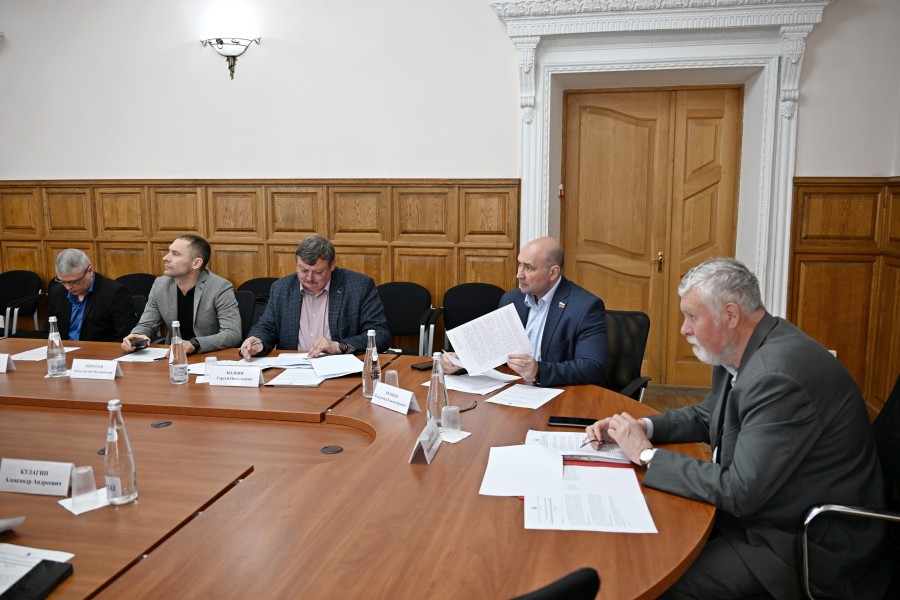 В.Немцев назвал приоритеты регионального бюджета: помощь аграриям, озеленение школ и мониторинг Красной книги