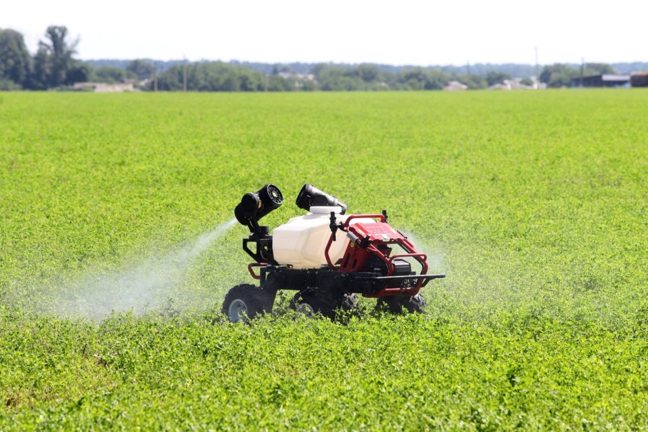 Контрафакт в агрохимии не пройдет: комментарий председателя кубанского парламента Юрия Бурлачко