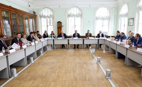 В СФ РФ проходят сенатские чтения, посвященные истории парламентаризма и государственности