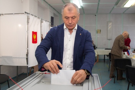  Спикер ЮРПА Владимир Константинов: участие в выборах — поддержка бойцов и Президента