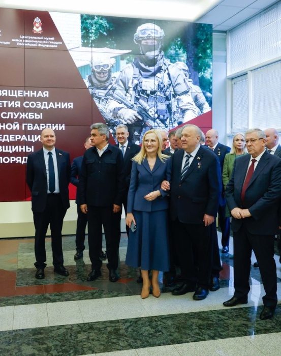 От далеких рубежей к современным героям: в Госдуме открылась выставка к 215-летию войск правопорядка и 10-летию Росгвардии
