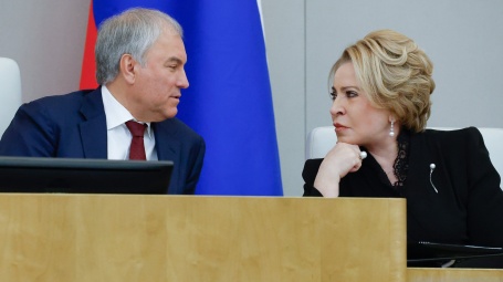 Спикер Госдумы Вячеслав Володин поздравил Председателя СФ РФ Валентину Матвиенко с днем рождения