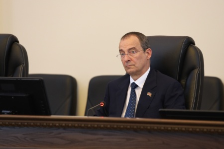 Глава кубанского парламента Юрий Бурлачко в соцсетях поддержал новый формат открытости Госдумы