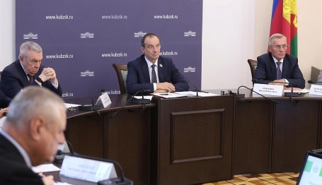 Депутаты Кубани обсудили вовлечение неиспользуемых краевых земель в оборот