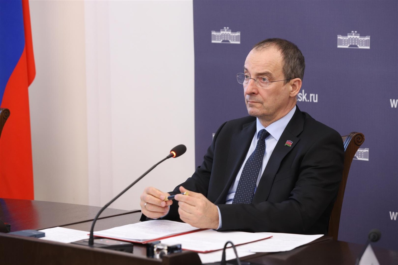 Юрий Бурлачко.Необходимо формировать позитивный образ семьи с детьми